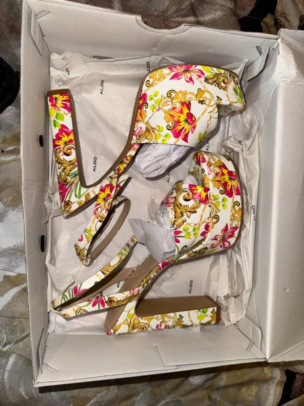 Aldo stunning aneissa